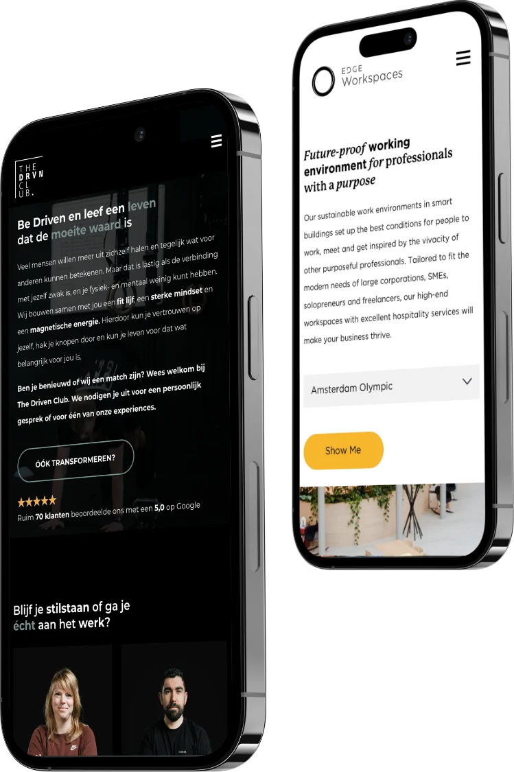 Een afbeelding van twee smartphones met een website. De linkertelefoon toont een tekstgesprek met profielfoto's en de rechtertelefoon toont een webpagina over slimme werkruimtes met tekst, knoppen en Webdesign Op